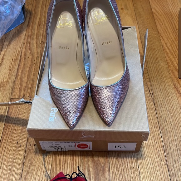 Gold So Kate Heels - Picture 2 of 6